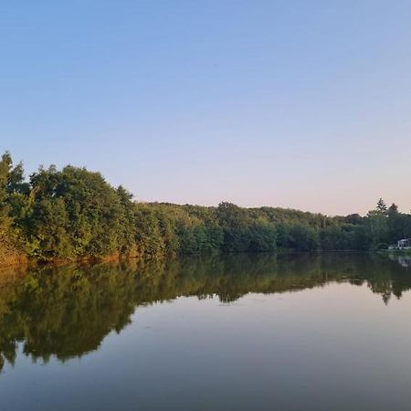 Camping De La Reuille Flere-la-Riviere Eksteriør billede