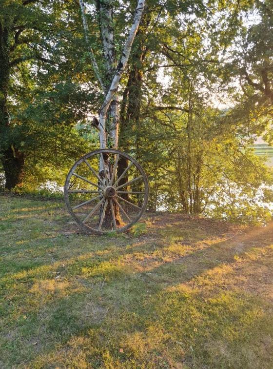 Camping De La Reuille Flere-la-Riviere Eksteriør billede