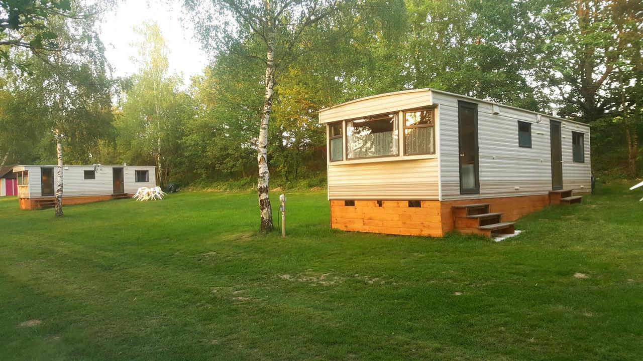 Camping De La Reuille Flere-la-Riviere Eksteriør billede