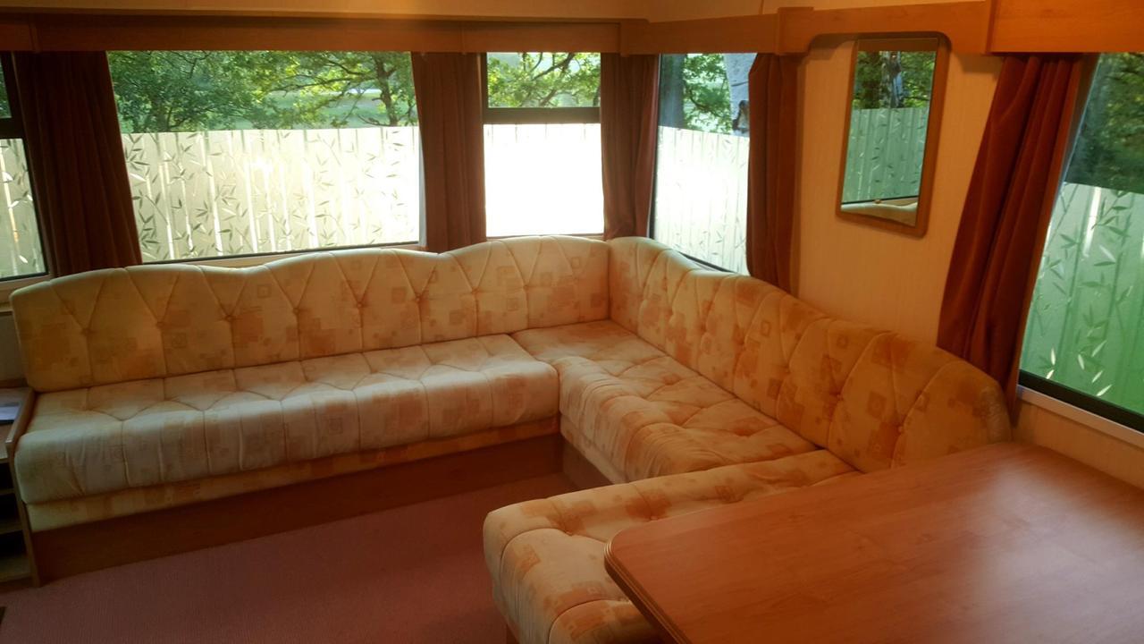 Camping De La Reuille Flere-la-Riviere Eksteriør billede