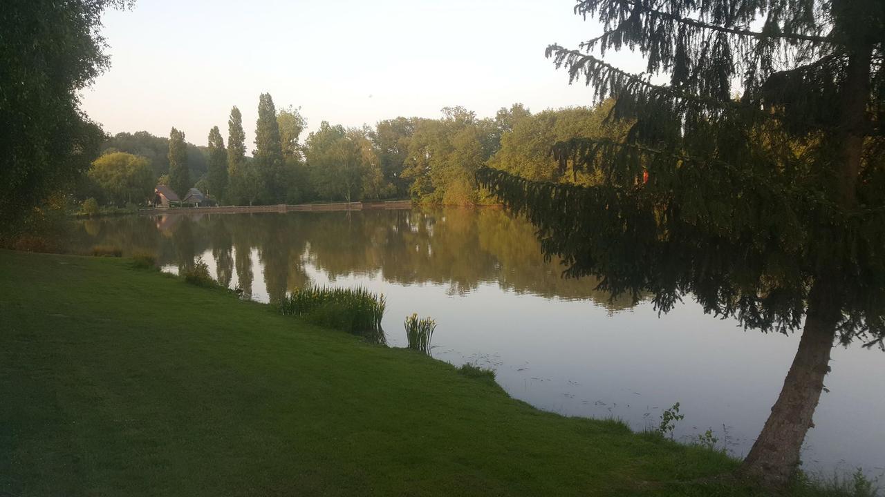Camping De La Reuille Flere-la-Riviere Eksteriør billede